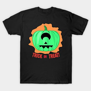 Green Alien One-eyed Spooky Halloween Pumpkin - Funny T-Shirt